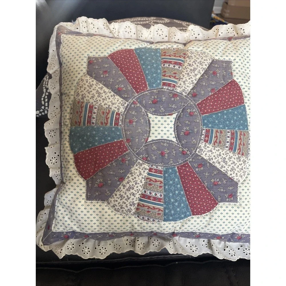 VTG Throw Pillow Handmade Granny's Trunk Quilt Calico Square 18 X 18 Ruffle Lace